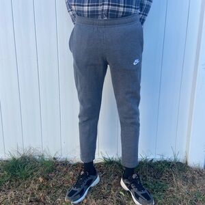 Used Small Nike Grey Sweat pants Joggers  for men  -  with Pockets, Y2